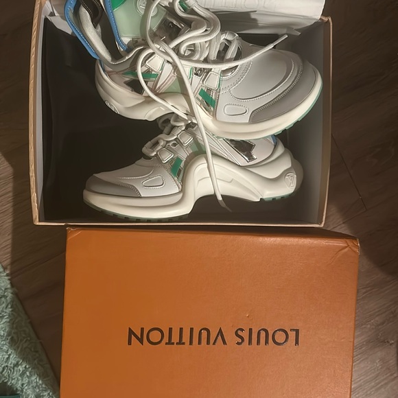 Louis Vuitton Archlight Sneakers - Picture 1 of 6